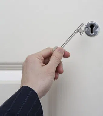 Father Son Locksmith Store Bradenton, FL 941-270-3717 Father Son Locksmith Store Bradenton, FL 941-270-3717 - key-making